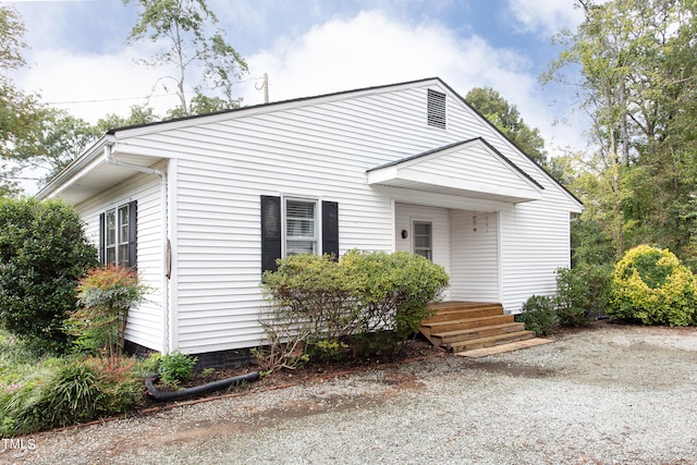 view of front of property