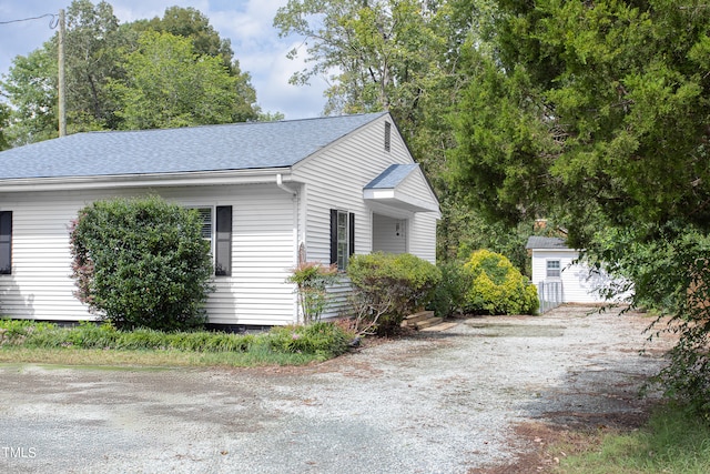 view of side of property