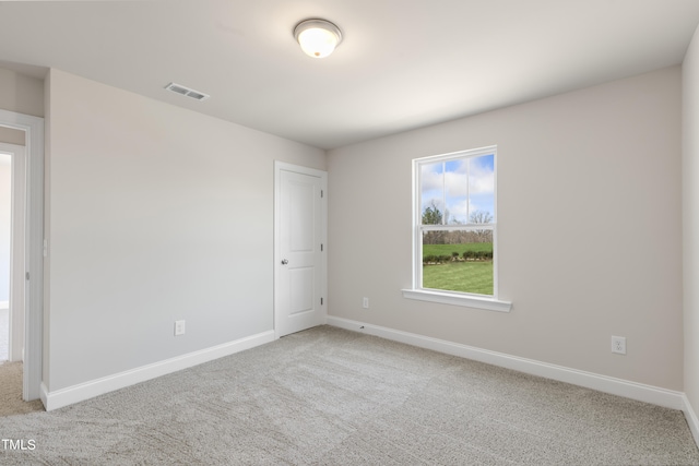 empty room featuring carpet