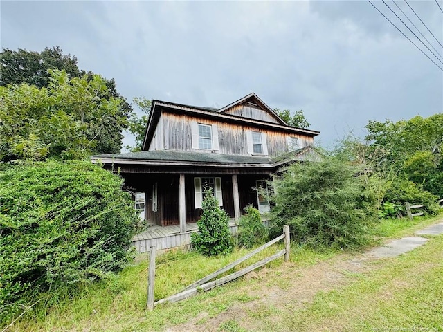 view of front of home