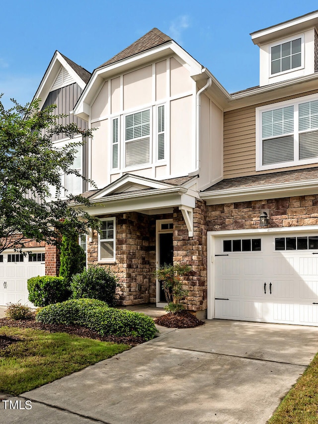 view of front of house featuring a garage