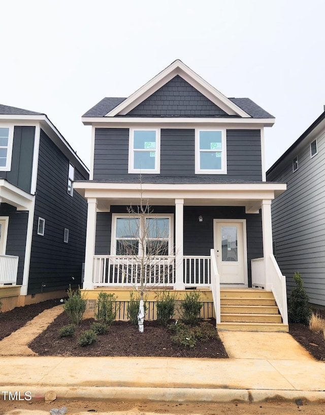 view of front of property featuring a porch