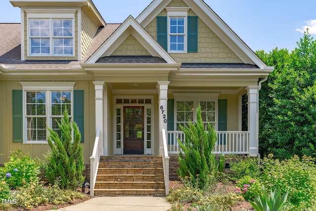 view of front facade featuring covered porch