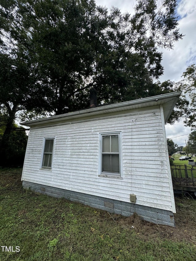 view of side of home