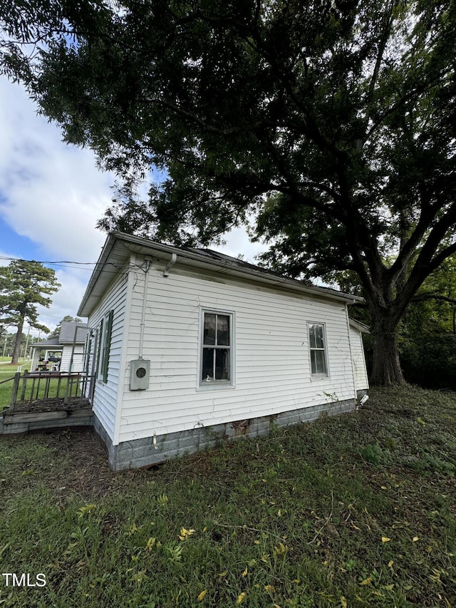 view of side of home