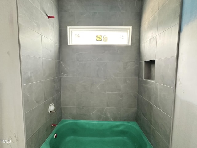 7000 N Ridge Dr, Raleigh, NC 27615 - view of full bathroom