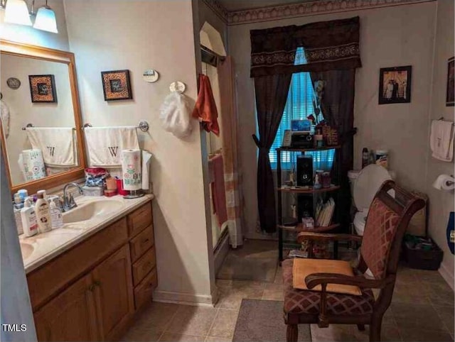 bathroom featuring sink