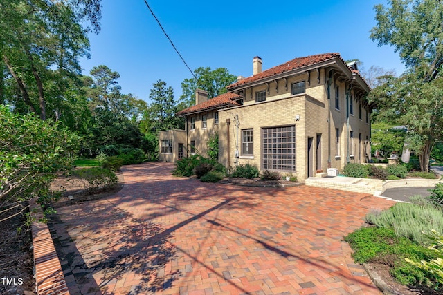 view of front of house