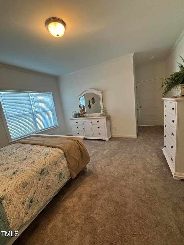 bedroom featuring carpet flooring and crown molding