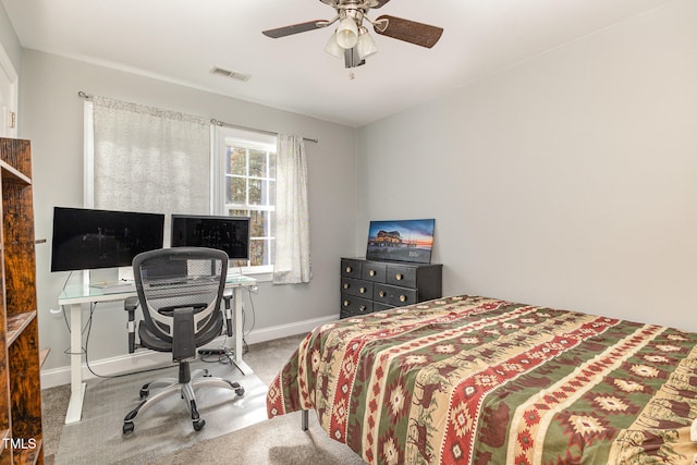 bedroom featuring carpet floors and ceiling fan