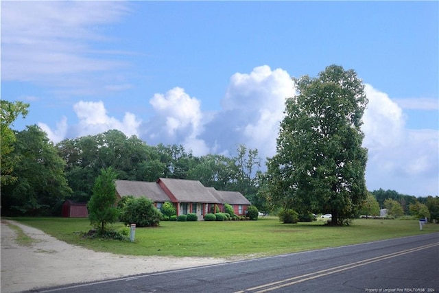 1475 Seabrook School Rd, Fayetteville NC, 28312, 3 bedrooms, 2 baths house for sale