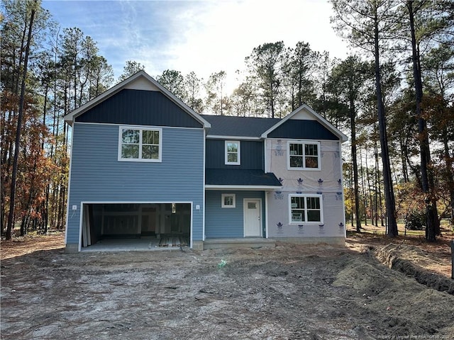 view of front of house featuring a garage