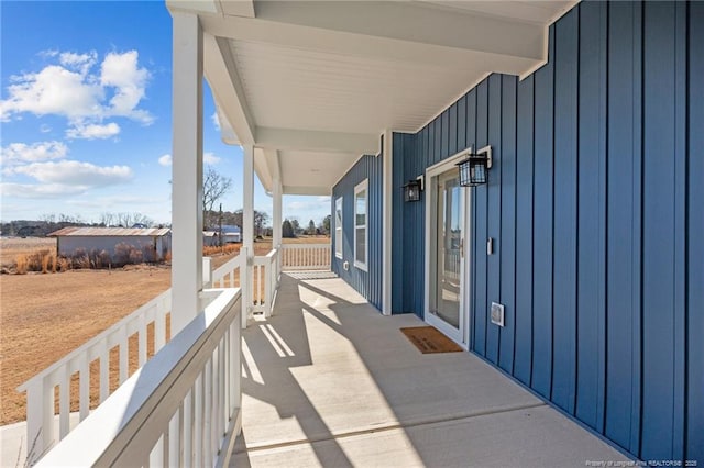 view of patio / terrace featuring covered porch