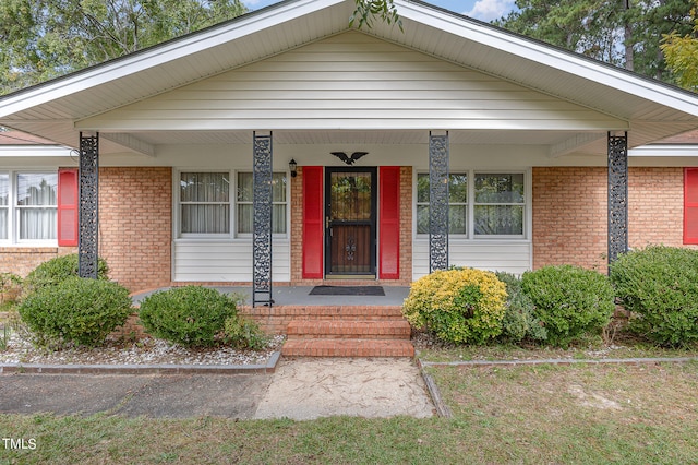 view of front facade featuring a porch