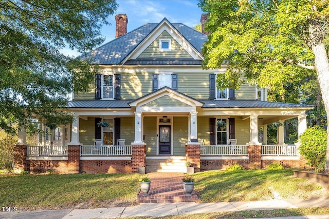 craftsman-style home with a porch