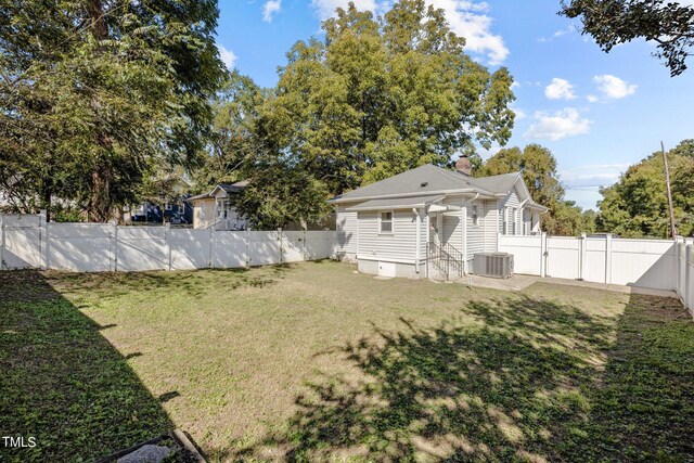 810 E Edenton St, Raleigh, NC 27601 - view of fenced backyard