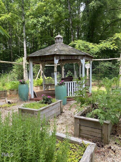 view of yard with a gazebo