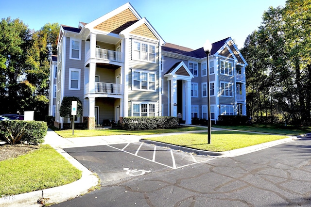 view of building exterior