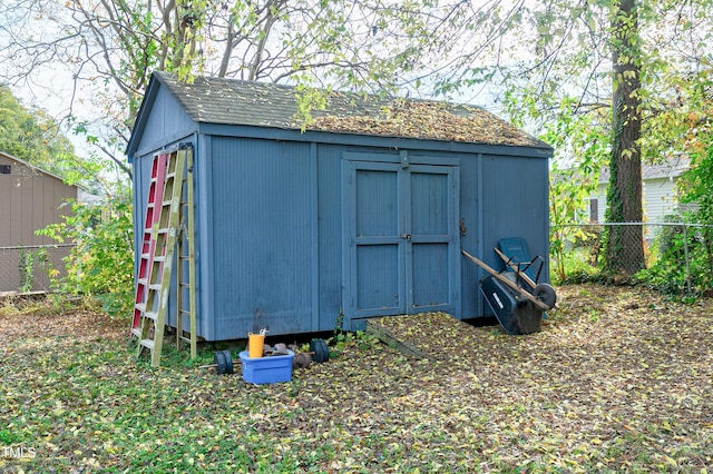 view of outdoor structure