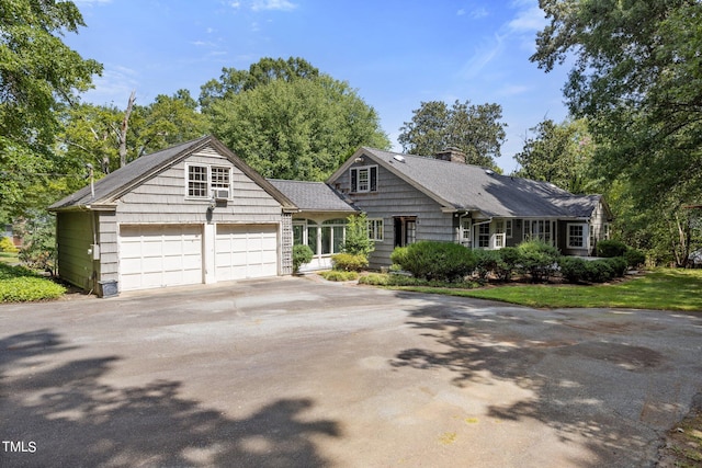 view of front facade with a garage