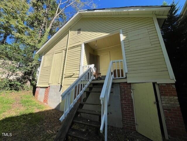 view of property exterior