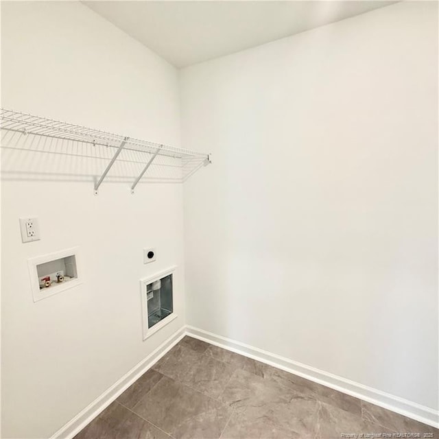 145 Cahill, Home, Raeford, NC 28376 - clothes washing area with hookup for a washing machine, baseboards, and hookup for an electric dryer