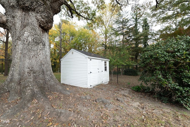 view of outdoor structure