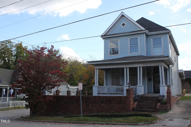 view of front facade featuring a porch