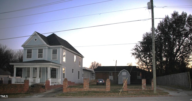 view of front of home featuring a porch