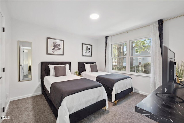 bedroom featuring carpet floors