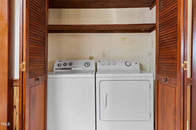 laundry room featuring independent washer and dryer