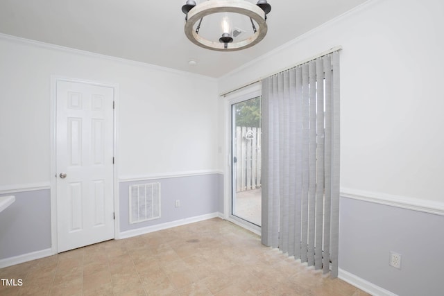 unfurnished room with crown molding and an inviting chandelier