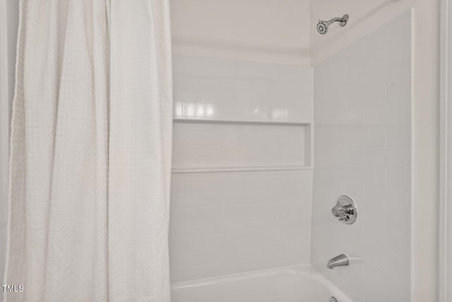 120 Kingston Dr, Chapel Hill, NC 27514 - full bath featuring shower / bathtub combination with curtain