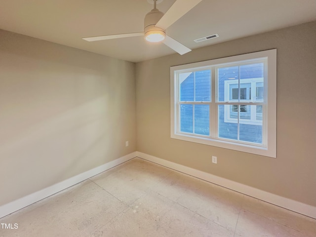 unfurnished room featuring ceiling fan