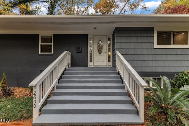 doorway to property with a porch