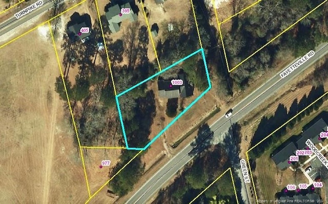 Listing photo 2 for 1003 Fayetteville Rd, Raeford NC 28376