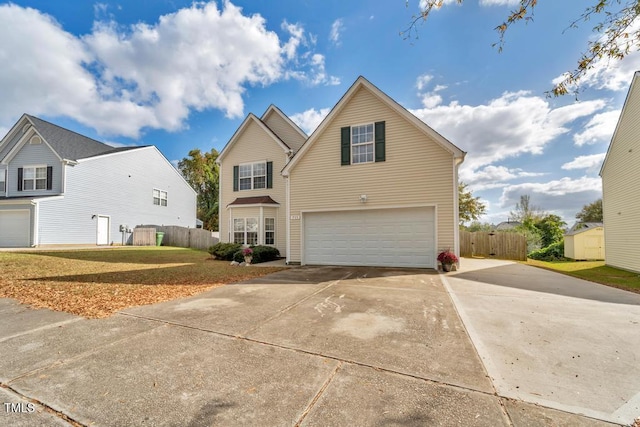 view of front property featuring a garage