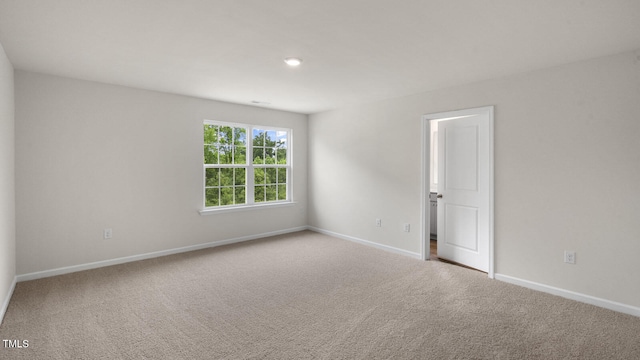 view of carpeted spare room