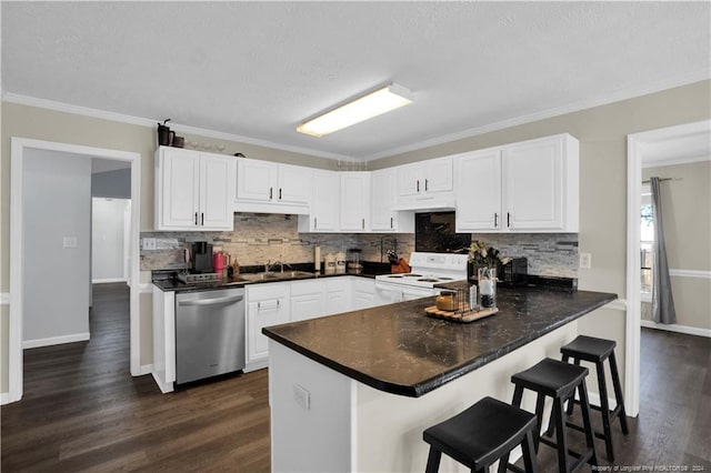 kitchen with white cabinets, kitchen peninsula, stainless steel dishwasher, crown molding, and electric range