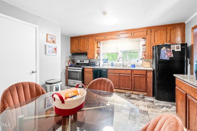 925 Frank St, Roxboro, NC 27573 - photo 9