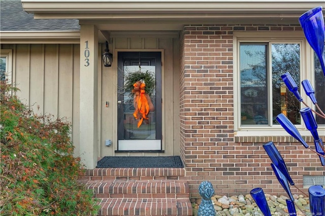 view of property entrance