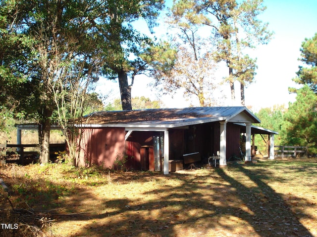 view of outbuilding