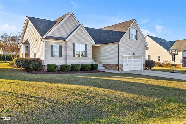 view of front of house featuring a front yard and a garage