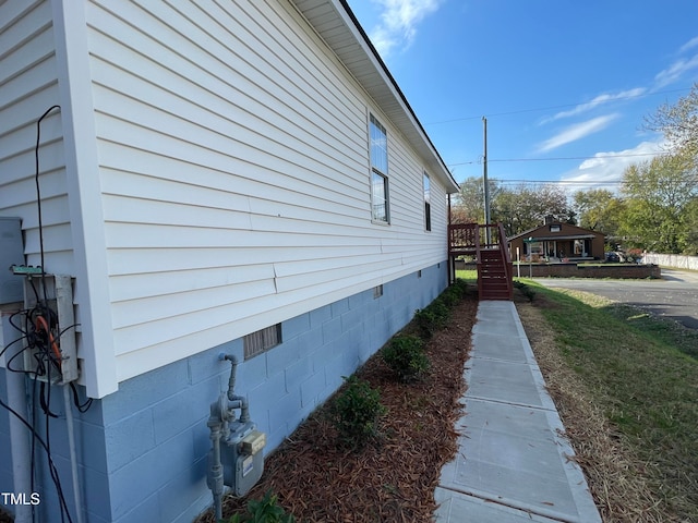 view of home's exterior