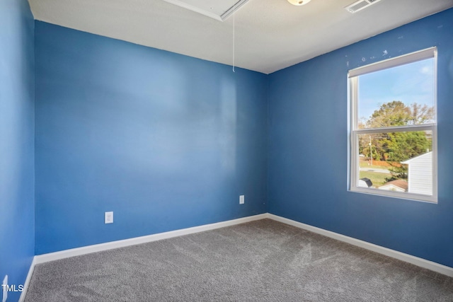 view of carpeted spare room