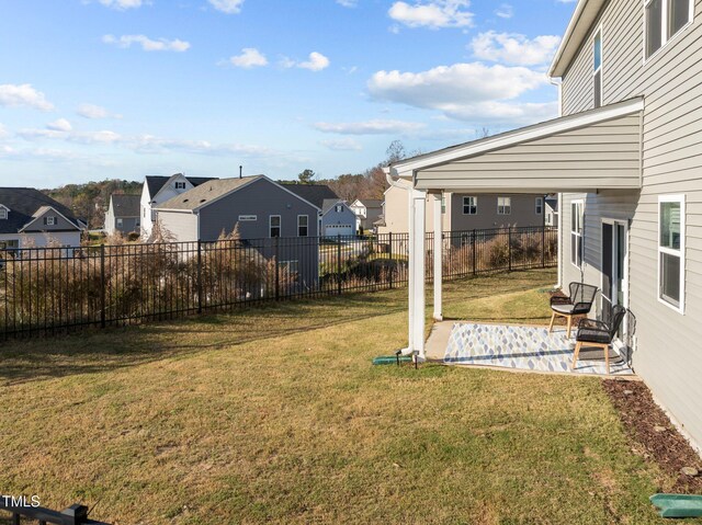 view of yard with a patio