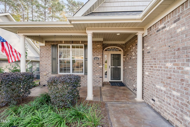 property entrance with a porch