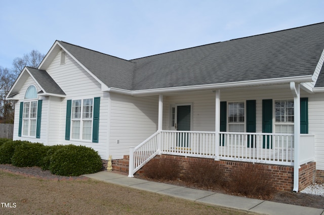 view of front facade with a porch