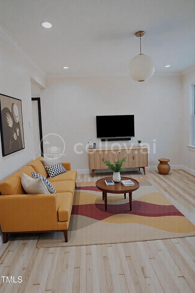 living room featuring recessed lighting, crown molding, baseboards, and wood finished floors