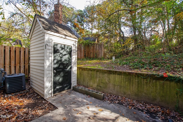 1321 Dylan Heath Ct, Raleigh, NC 27608 - view of shed